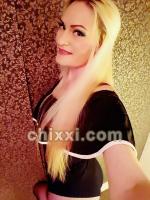 Donnamelissa, 27 Jahre alt mit blonden Haaren und BH C - Kategorie: private Nutten und Hobbyhuren aus Hamburg